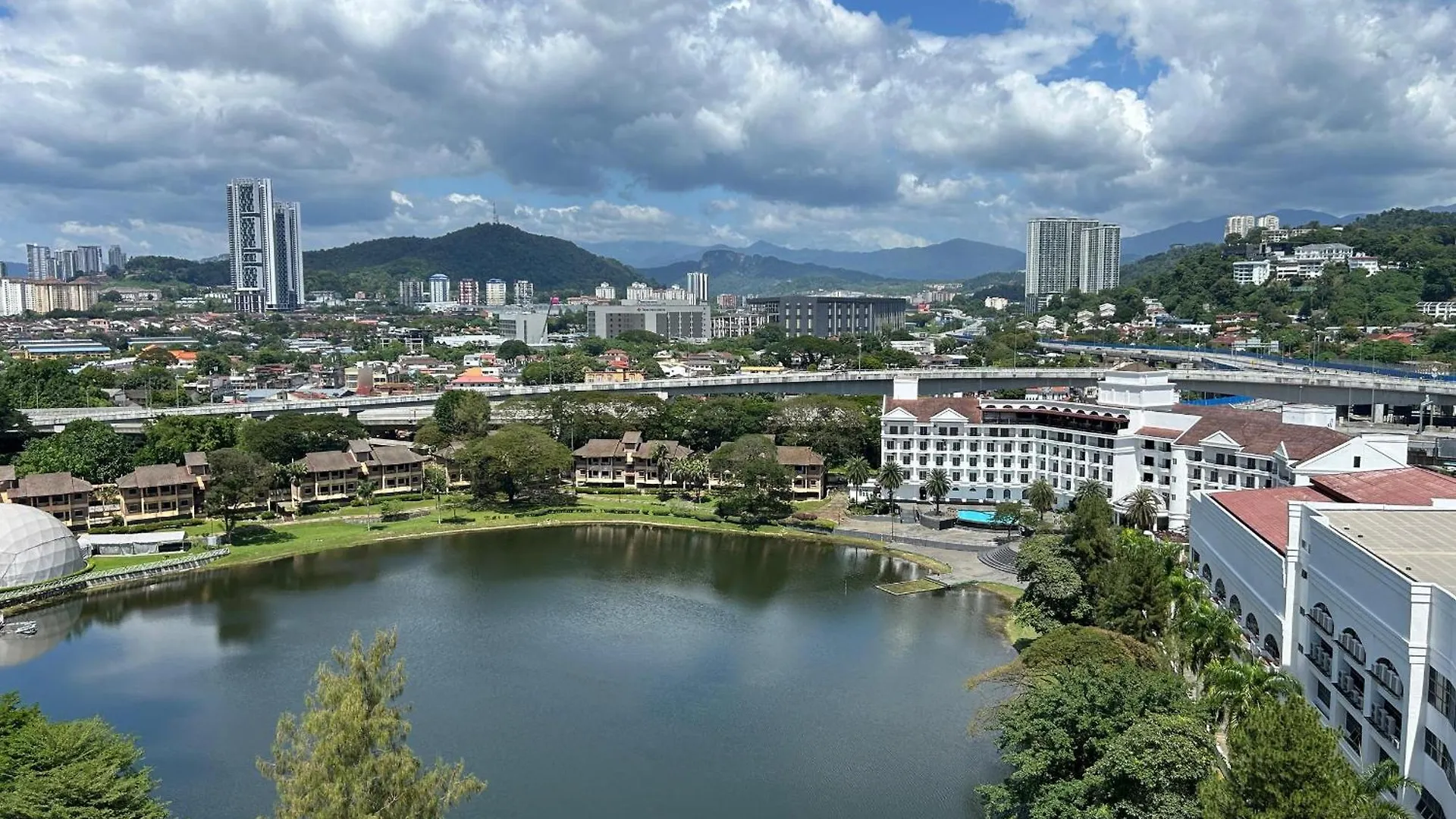The Sky Suite @ Impiana On The Waterfront 吉隆坡